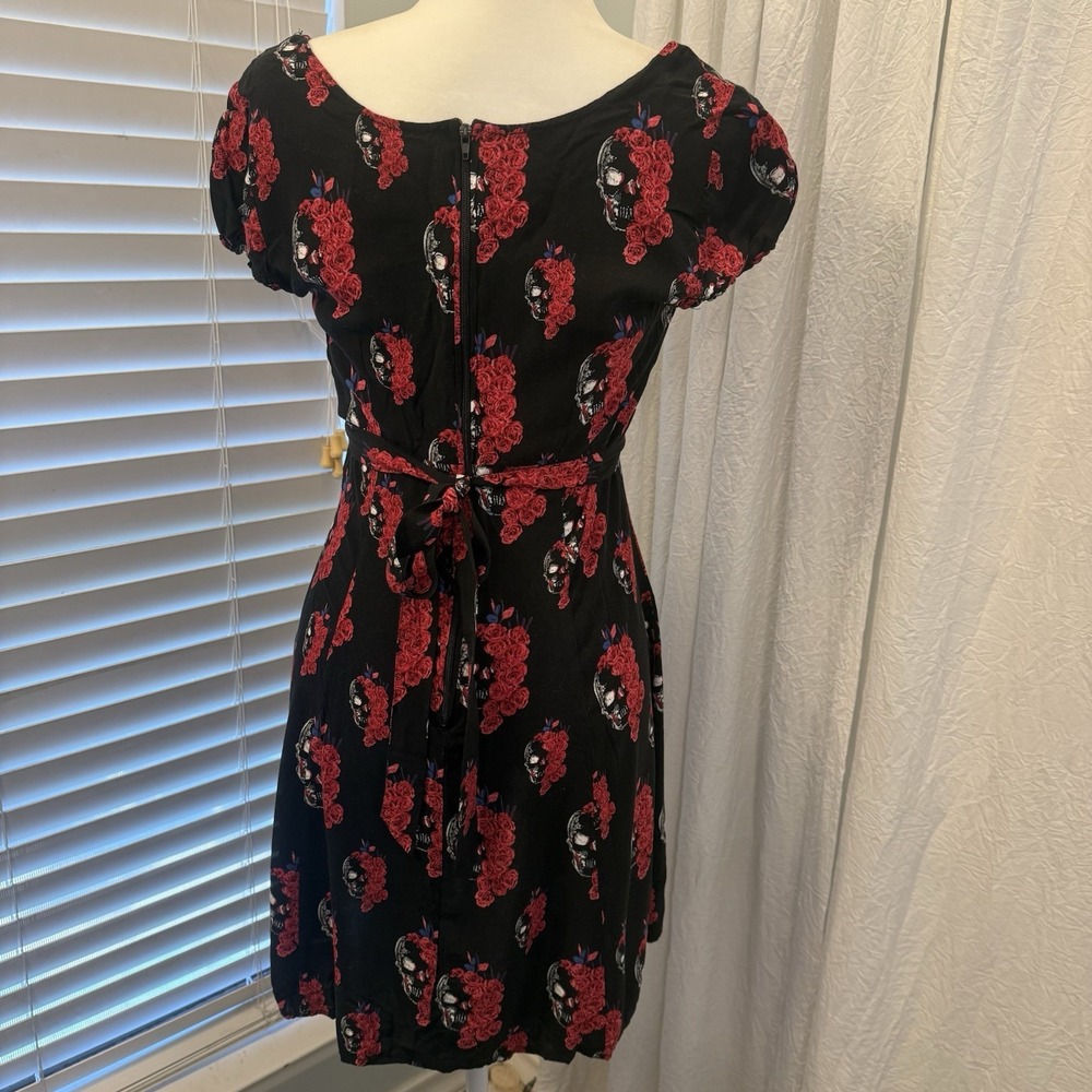 Hot Topic Royal Bones Red Black Floral Skull Dress Size L Whimsigoth Grunge - Picture 4 of 13